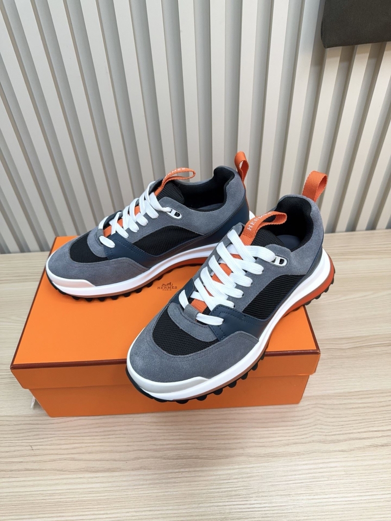 H**me5 sneaker